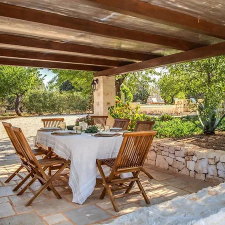 Trullo La Succulenta - Le Di Valentina * Ceglie Messapica